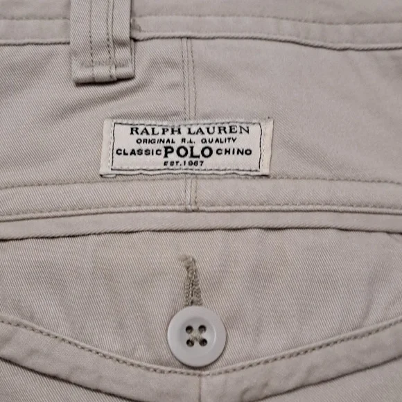 Polo Ralph LaurenGellar 10.25" Inseam Cargo Shorts - Picture 7 of 11